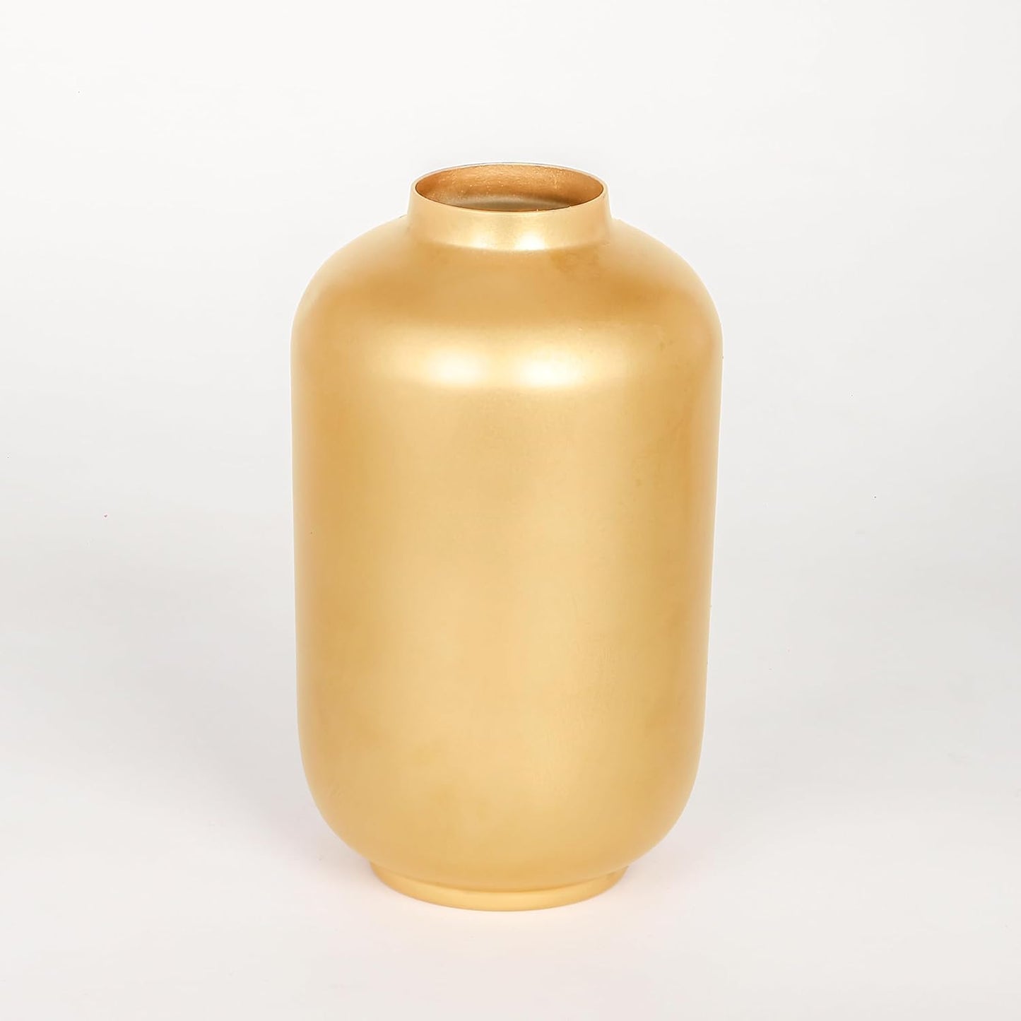 Chic Golden Ceramic Vase for Modern Interiors